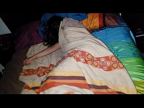 ❤️ Stiefson beréiert seng jonk Stéifmamm wärend hatt schléift. ️ Fucking Video bei eis lb.xxxpornimages.ru ️❤